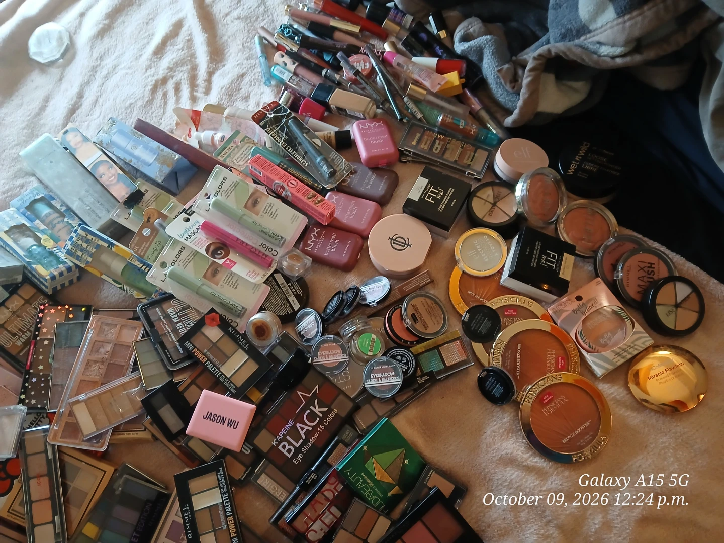 Brand new makeup - photo 2