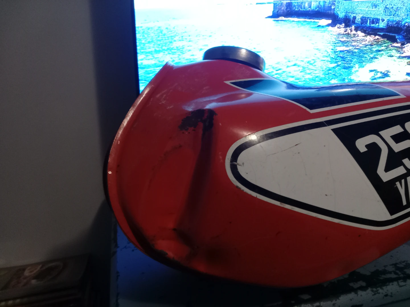 Yamaha dt250 Enduro gas tank 75-77 - photo 2