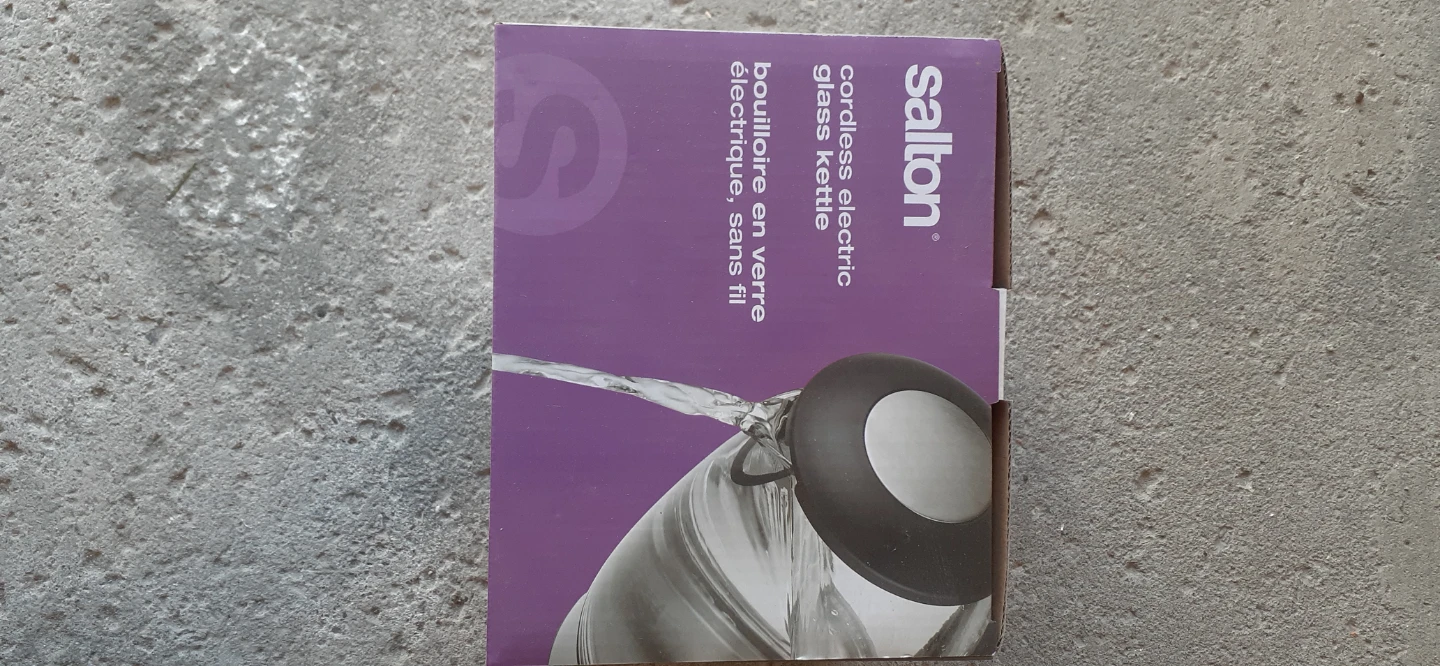 Salton 1.7L Cordless Electric Glass Kettle - photo 4