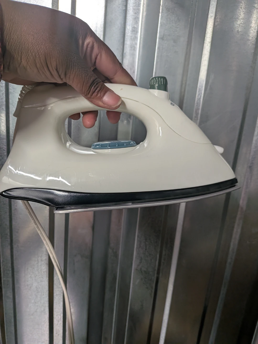 Traditions Steam Iron - photo 2