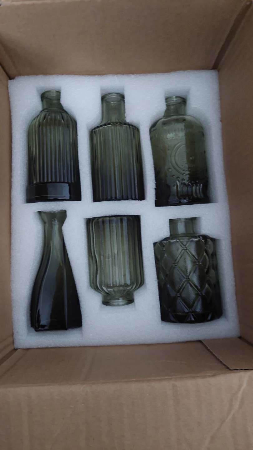 Set of 12 Miniature Green Glass Vases - photo 5