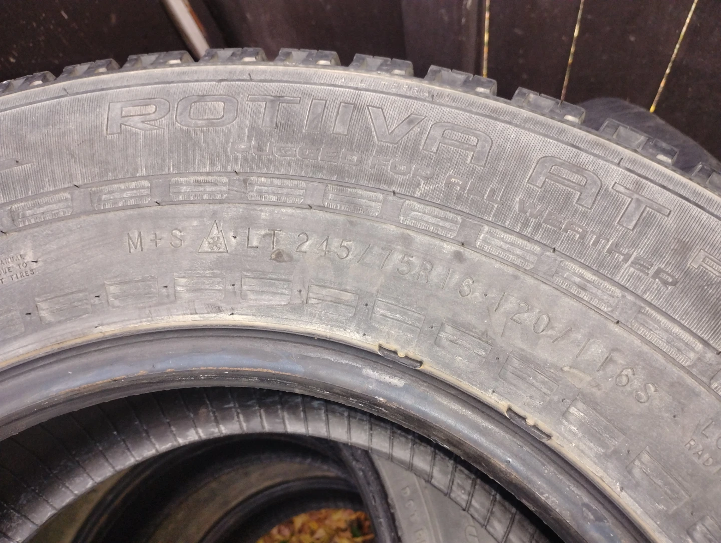 Nokian Rotiva AT Tires 245/75R16 - photo 2