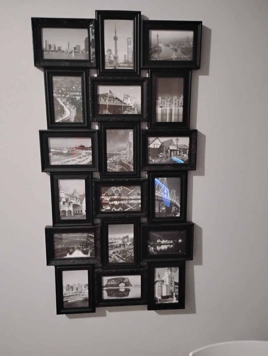 Black Multi-Photo Collage Picture Frame