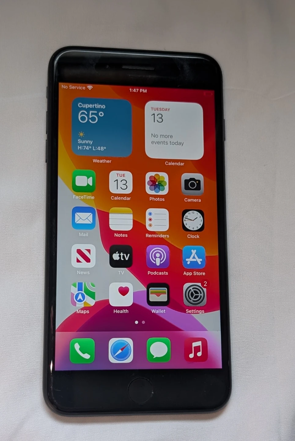 NICE APPLE iPhone 7 PLUS AT&T CRICKET CELL PHONE
