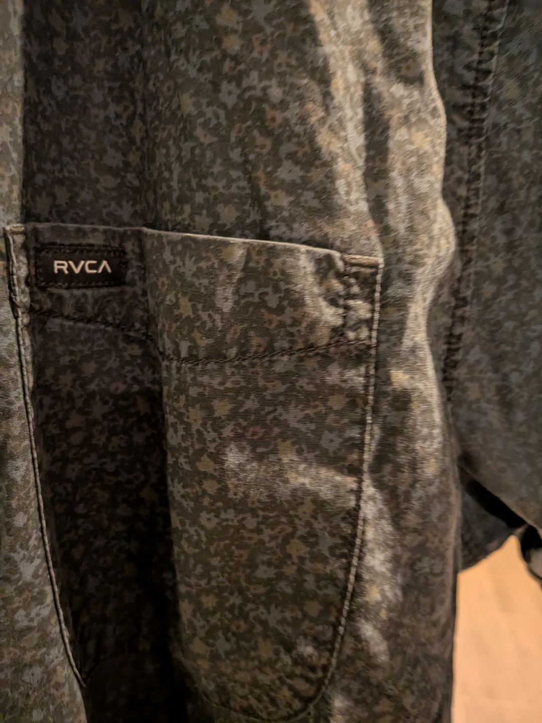 RVCA Slim Fit Button-Down Shirt - photo 3
