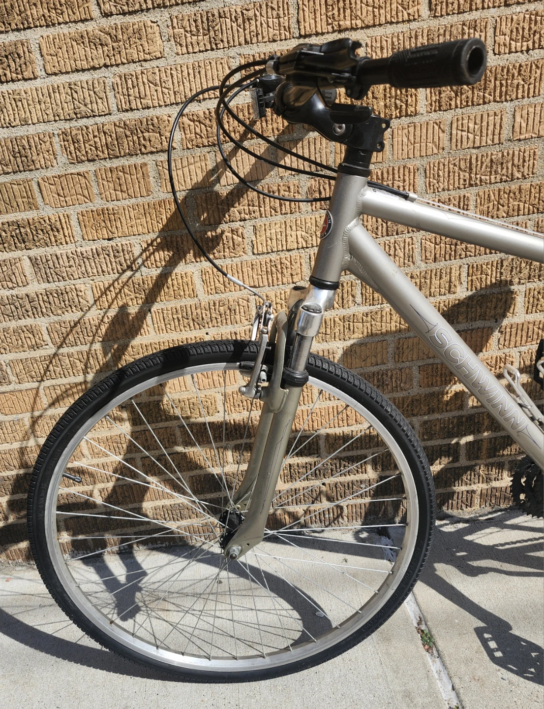 Schwinn Trail Way 27" Bike 21 Speed Front Suspension - photo 2