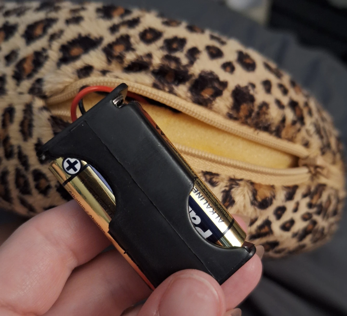 Leopard Print Massaging Neck Pillow - photo 4