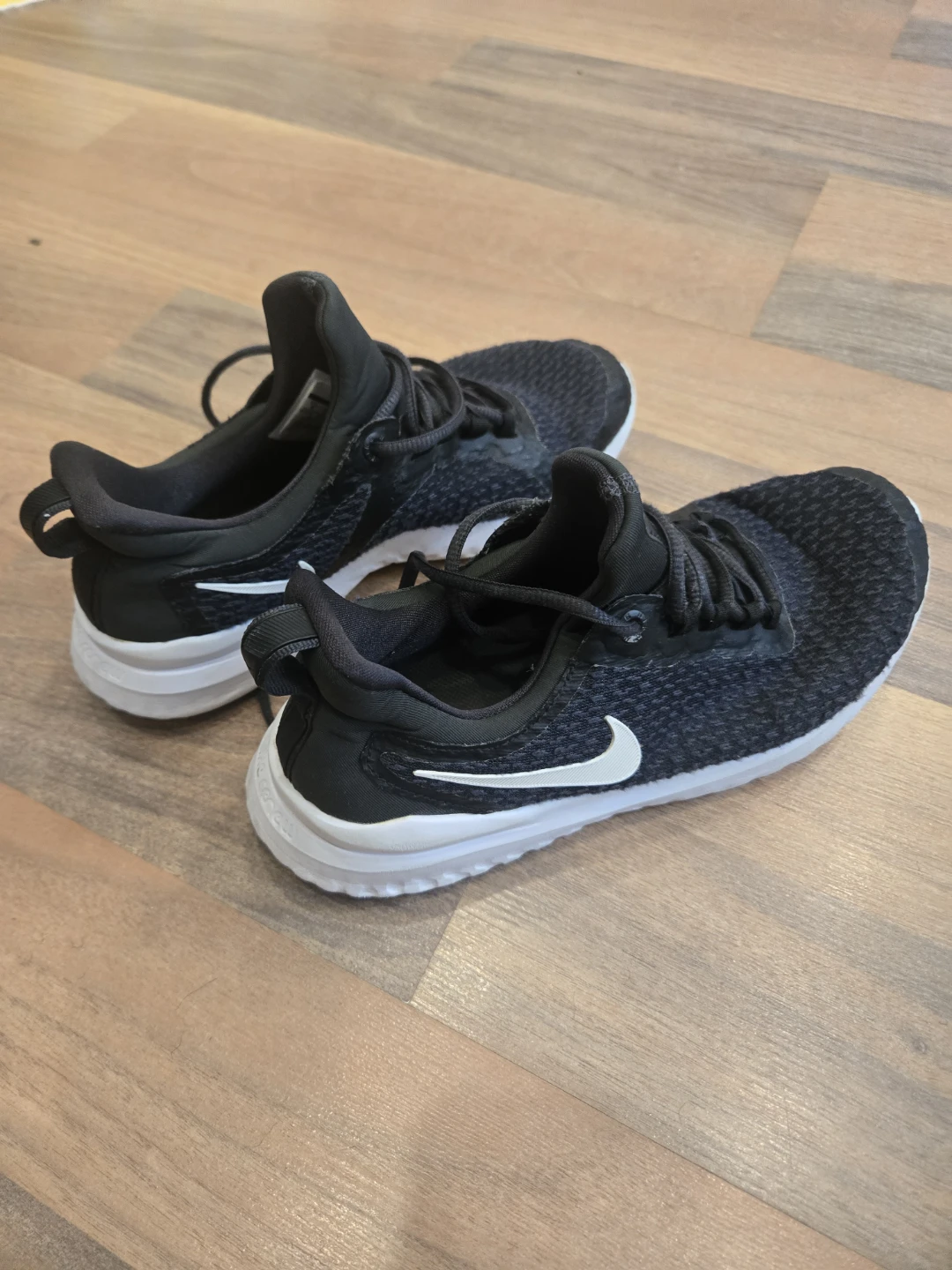 Nike Black Running Shoes - Size 8 US