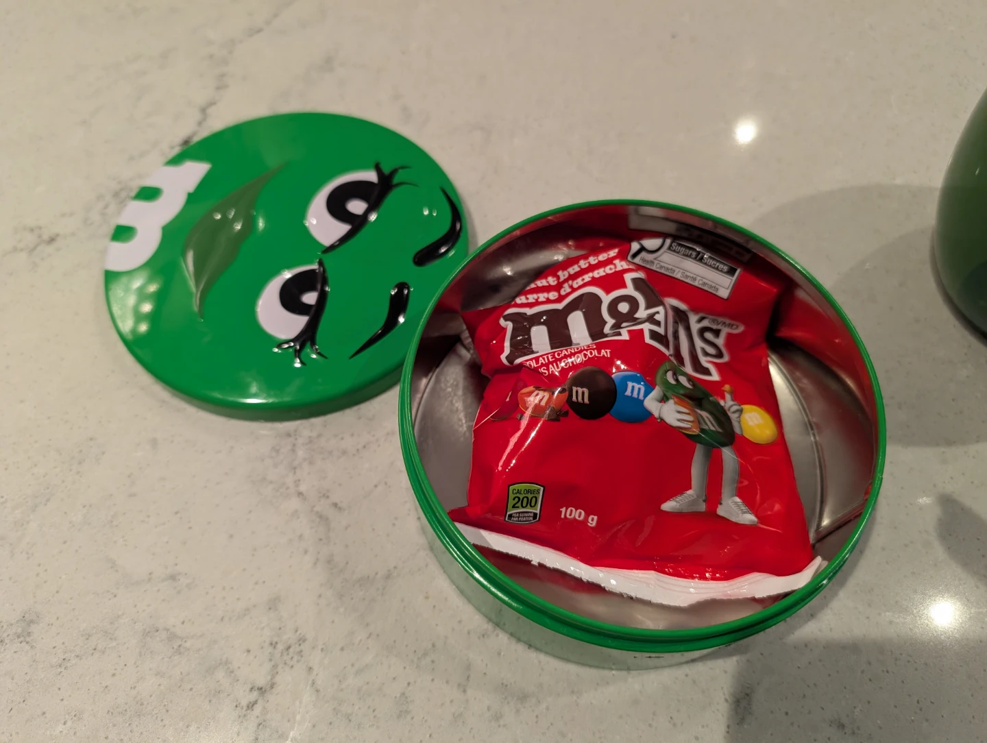 M&M's Green Character Mug and Tin - photo 3
