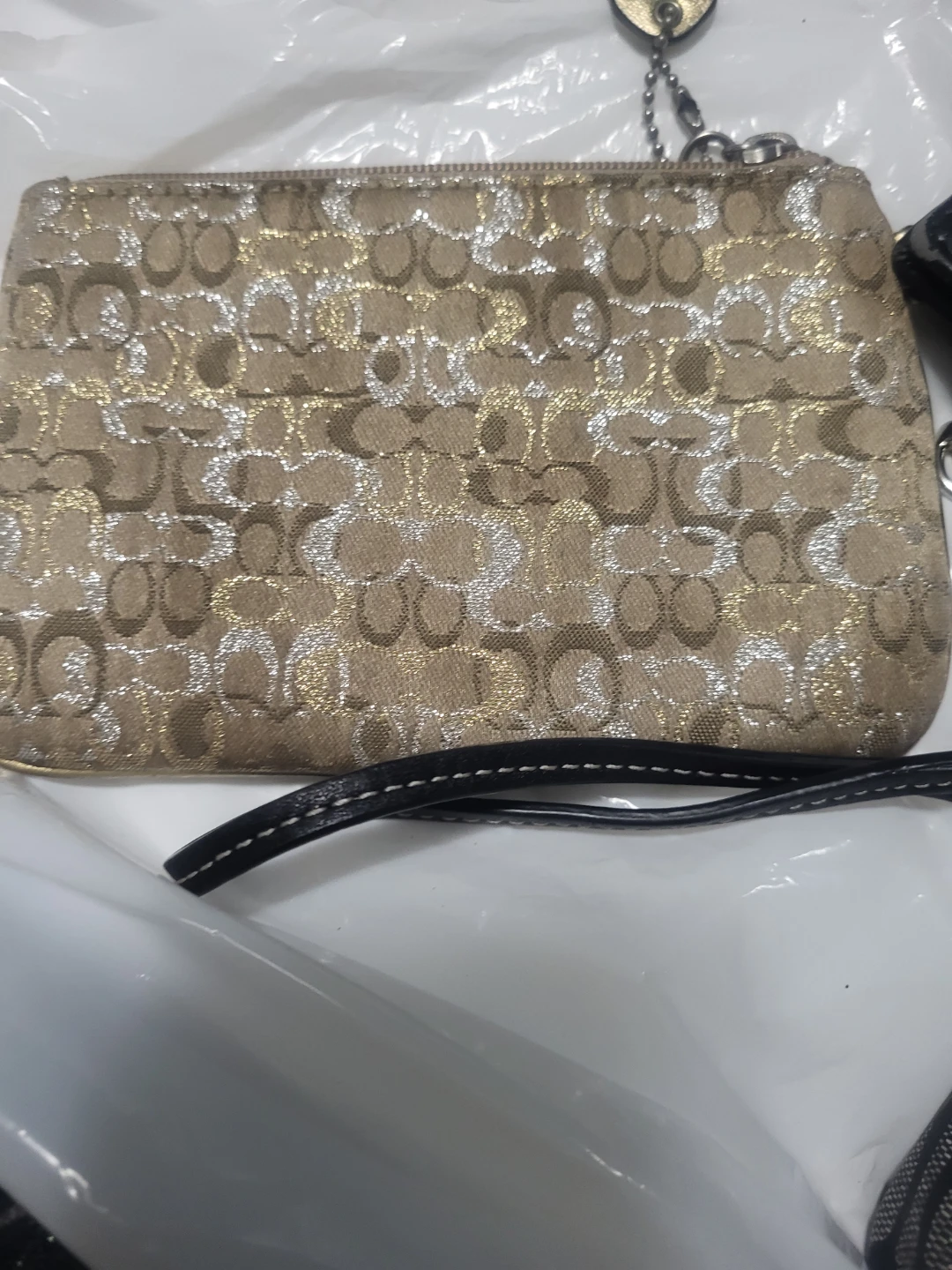 Assorted handbag s