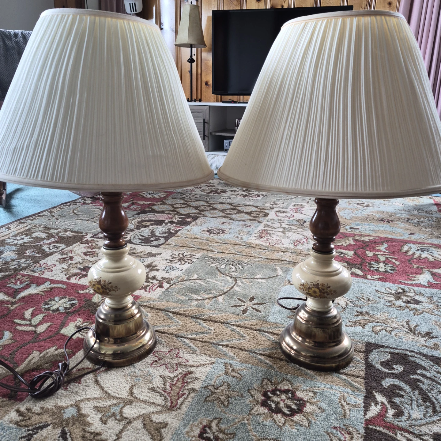 Pair of vintage floral table lamps