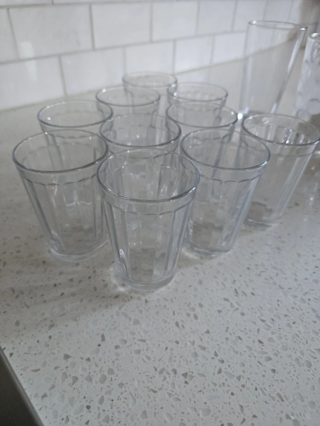 Set of 10 Ribbed Drinking Glasses - photo 3