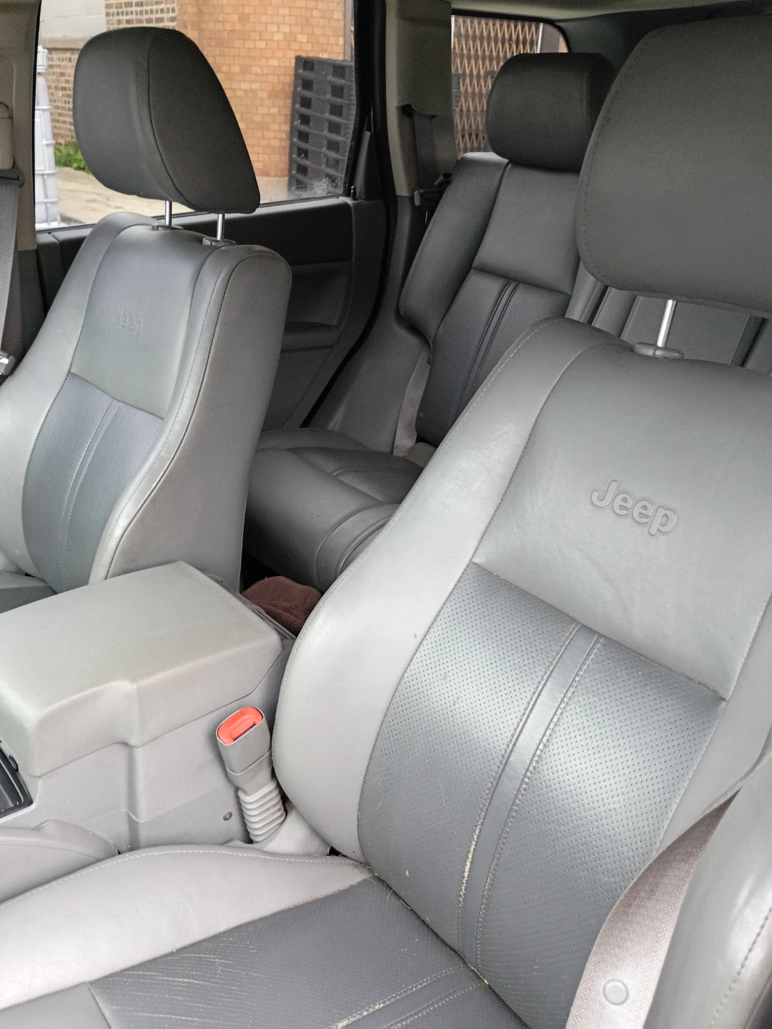 Jeep grand Cherokee - photo 3