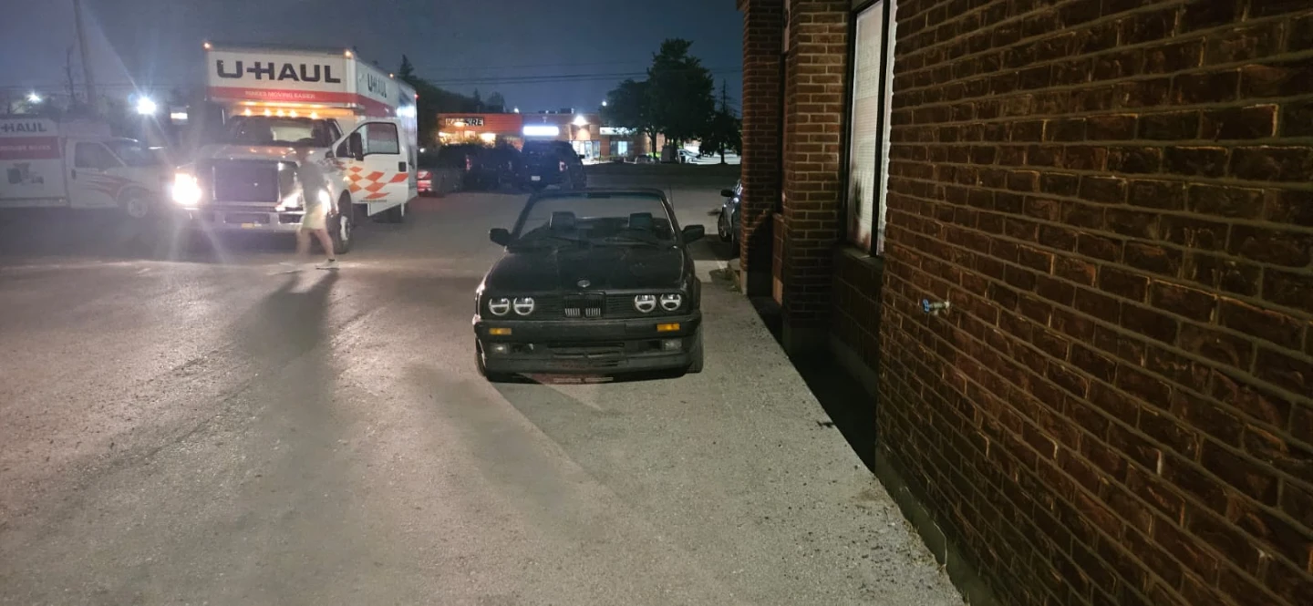 Black BMW 325 I Series Convertible - photo 2