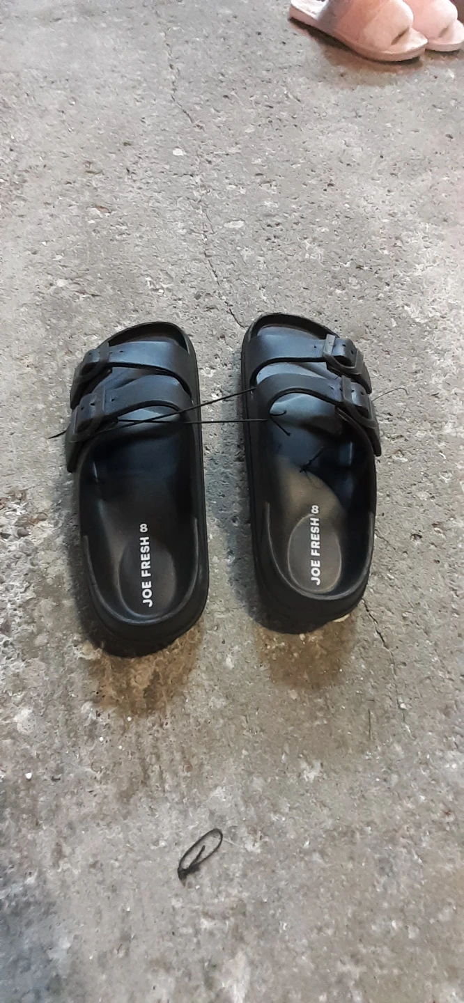 Joe Fresh Black Sandals - Size 8