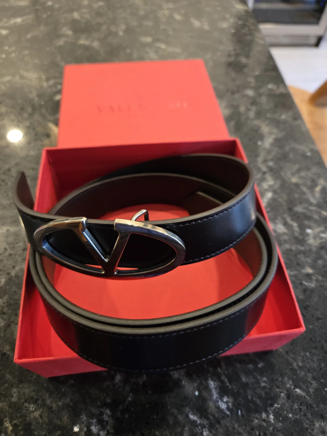Valentino Garavani Black Leather VLogo Belt