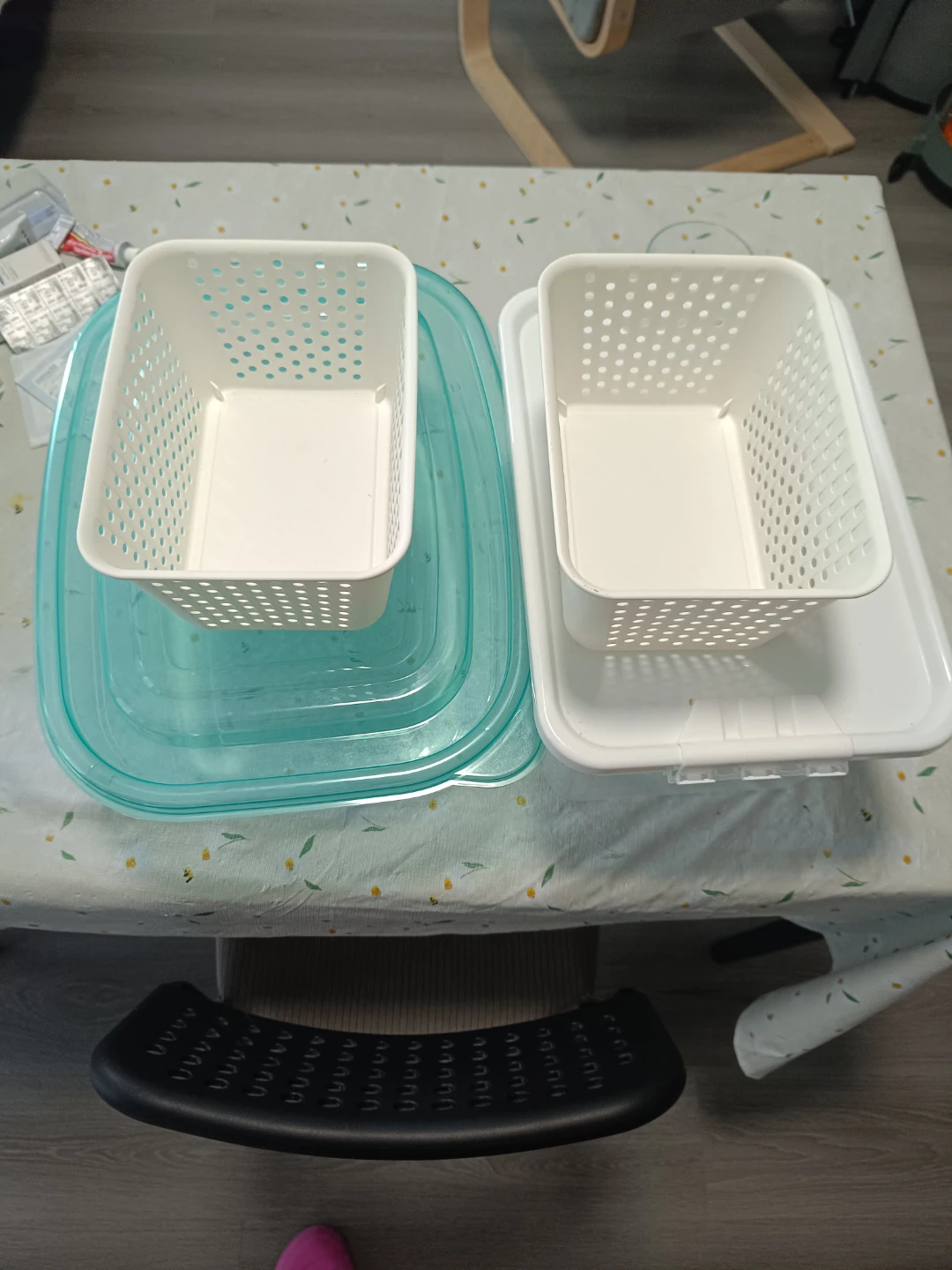 2 Food Storage Containers with Inner Baskets
