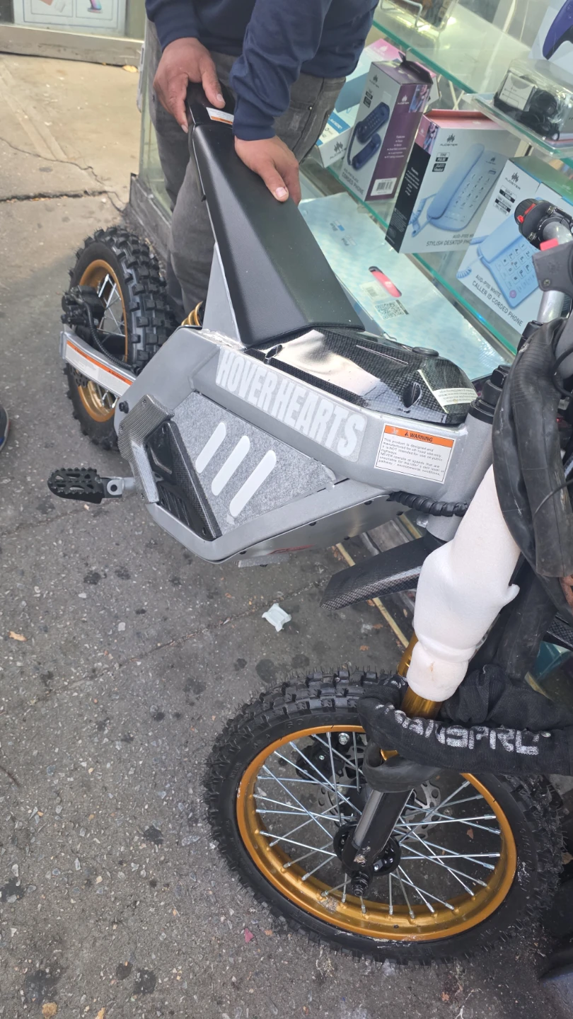 Hover-Hearts Electric Dirt Bike - photo 2