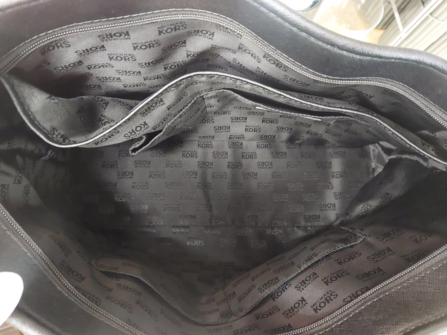 Michael Kors Black Saffiano Leather Tote Bag - photo 3