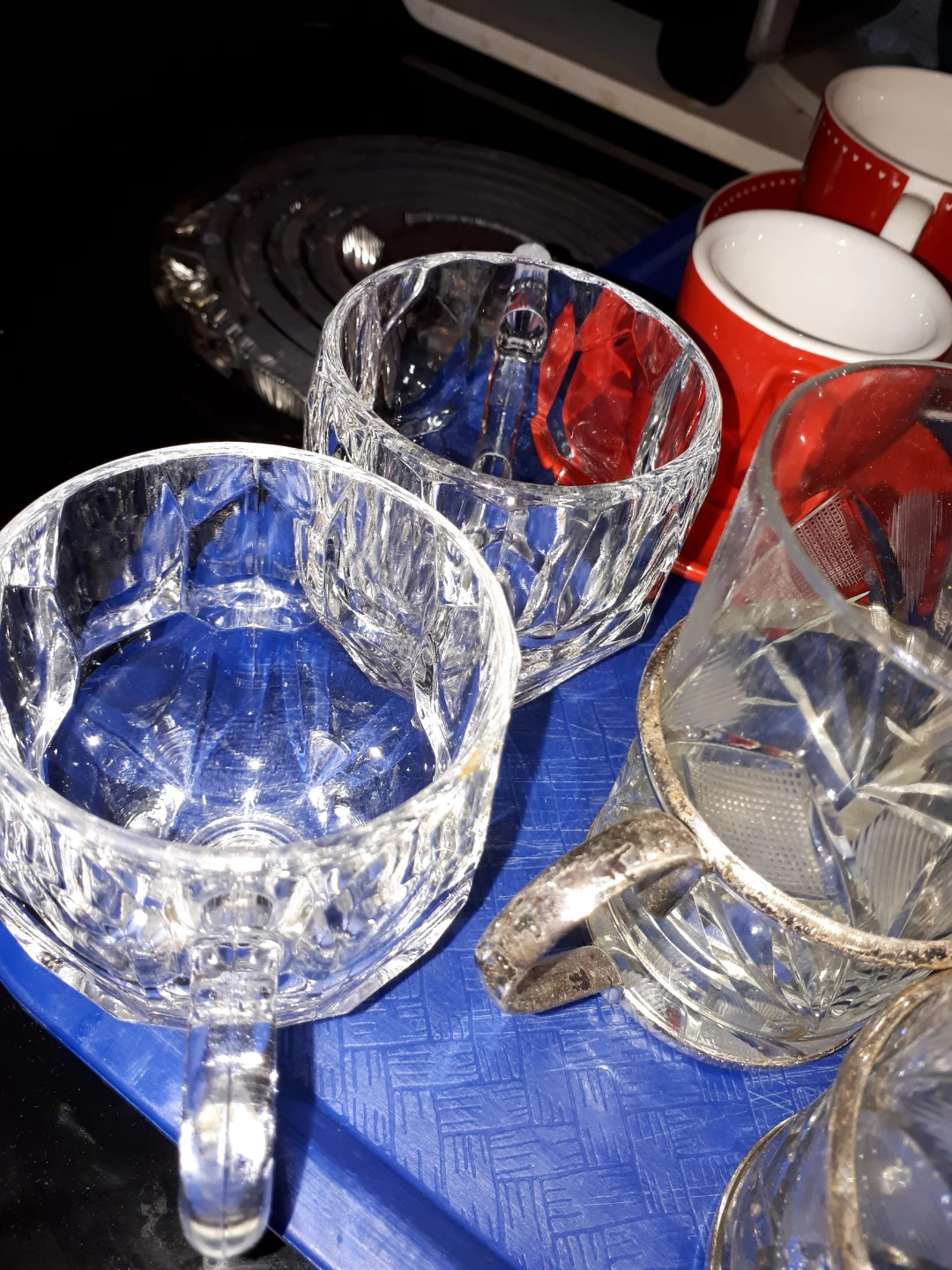 Assorted Mugs and Crystal Glasses Set - photo 4