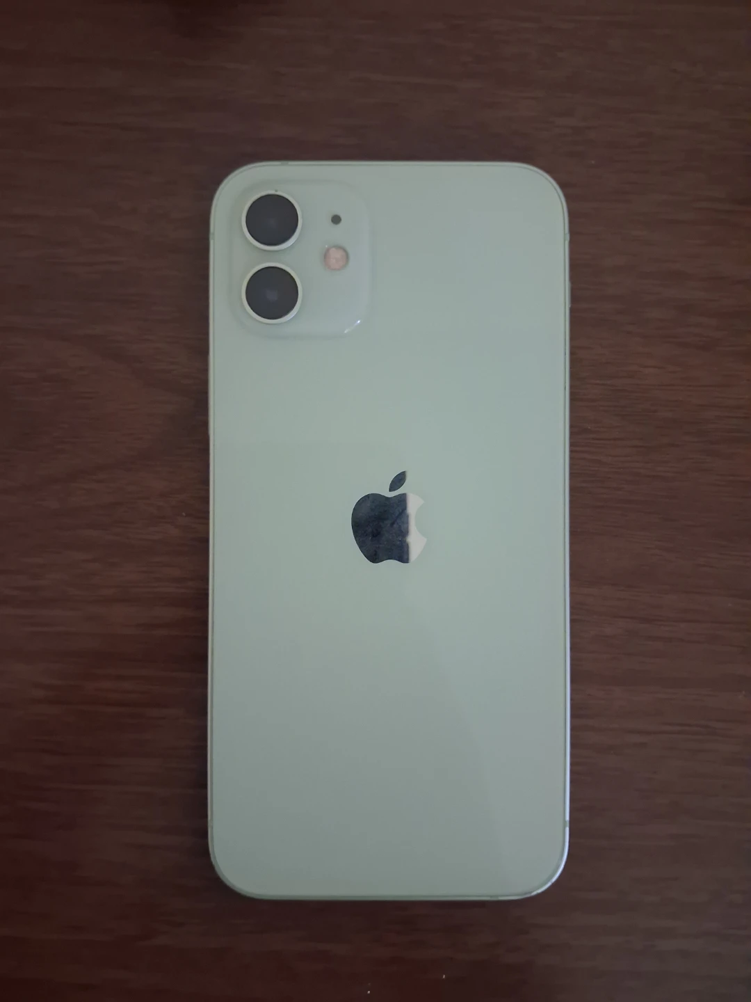 Apple iPhone 12