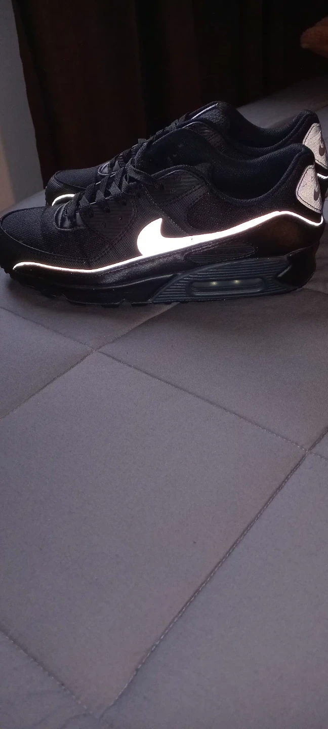 Nike Air Max 90 Black Size 9.5 US - photo 3