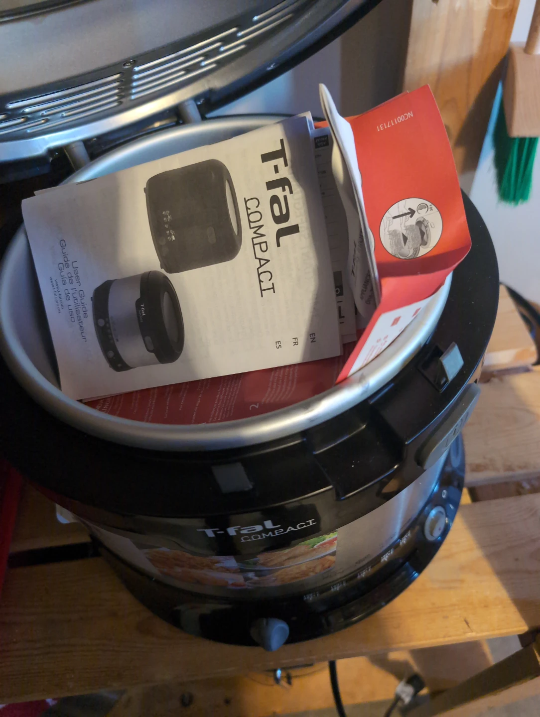 T-fal Compact Fryer - photo 3