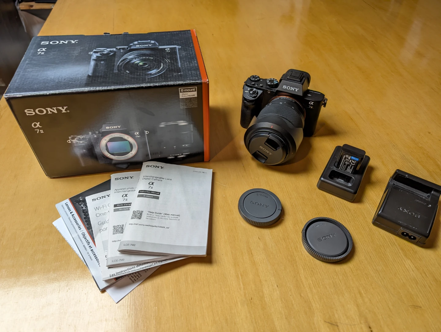 Sony A7 II + Lens(FE 28-70mm f/ 3.5-5.6) - Low Shutter Count - photo 2