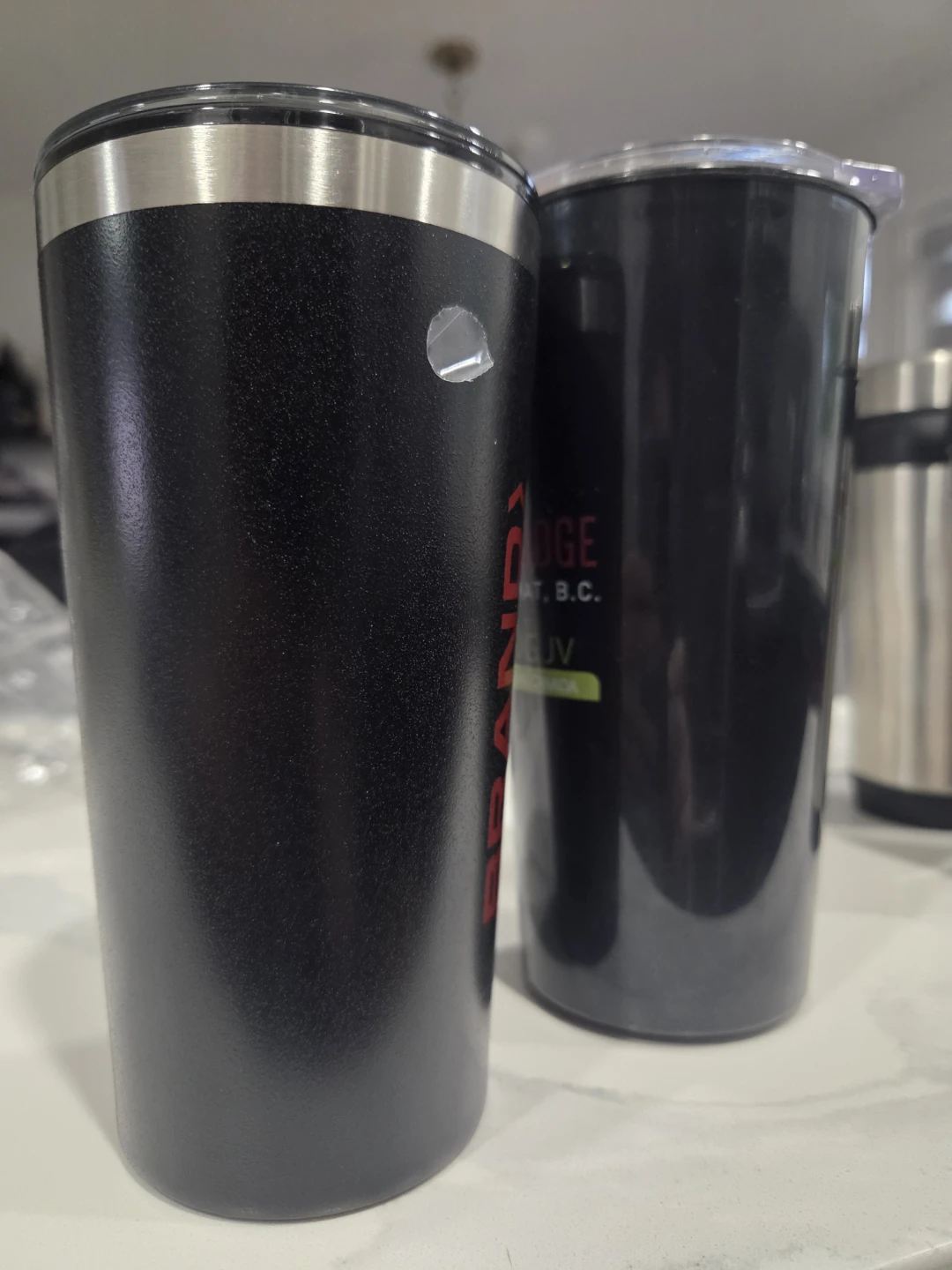 Set of 7 assorted travel mugs and water bottles - photo 4