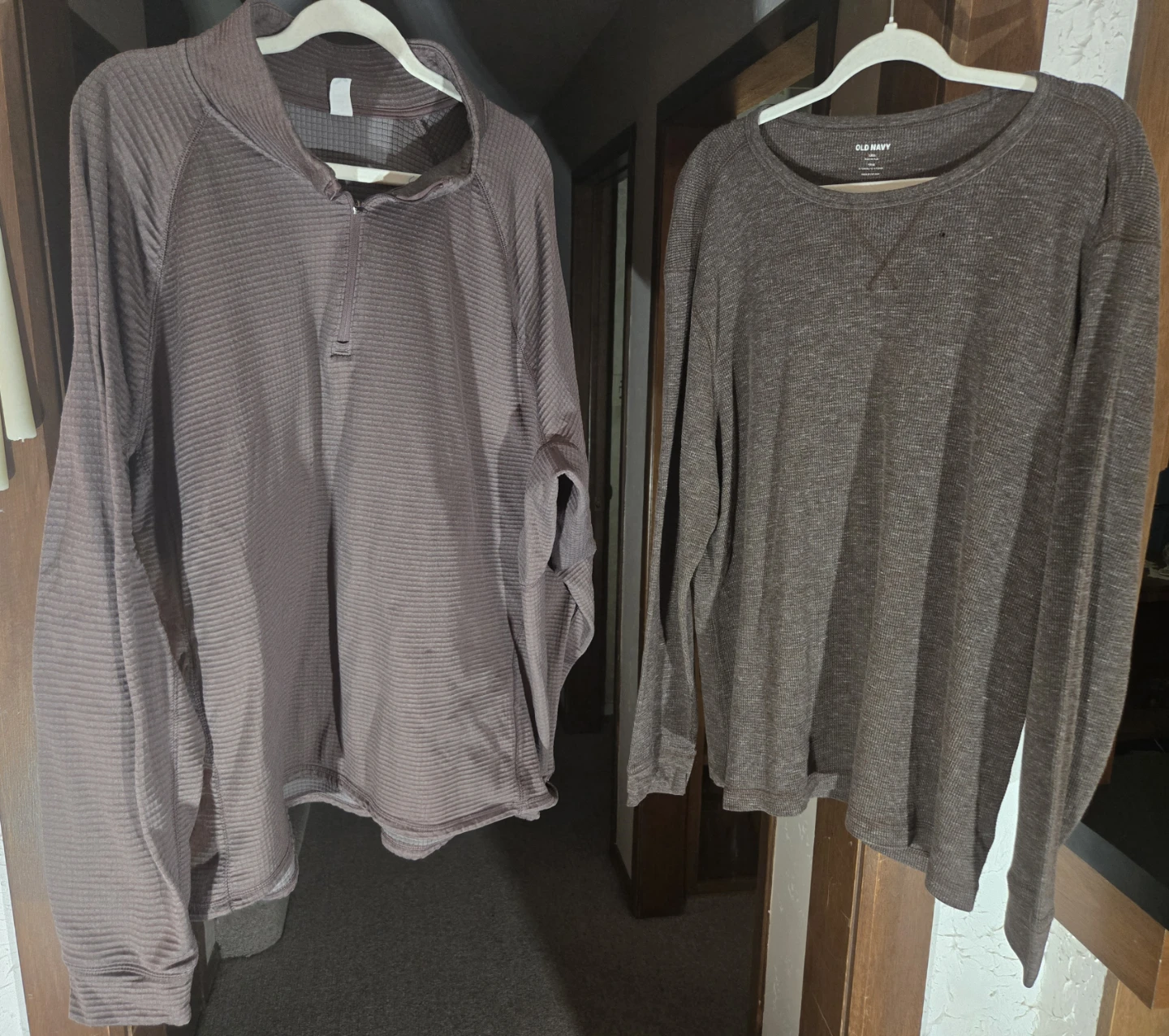 3XL Men's Old Navy 1/4 Zip and sweater. Both Plum coloured.