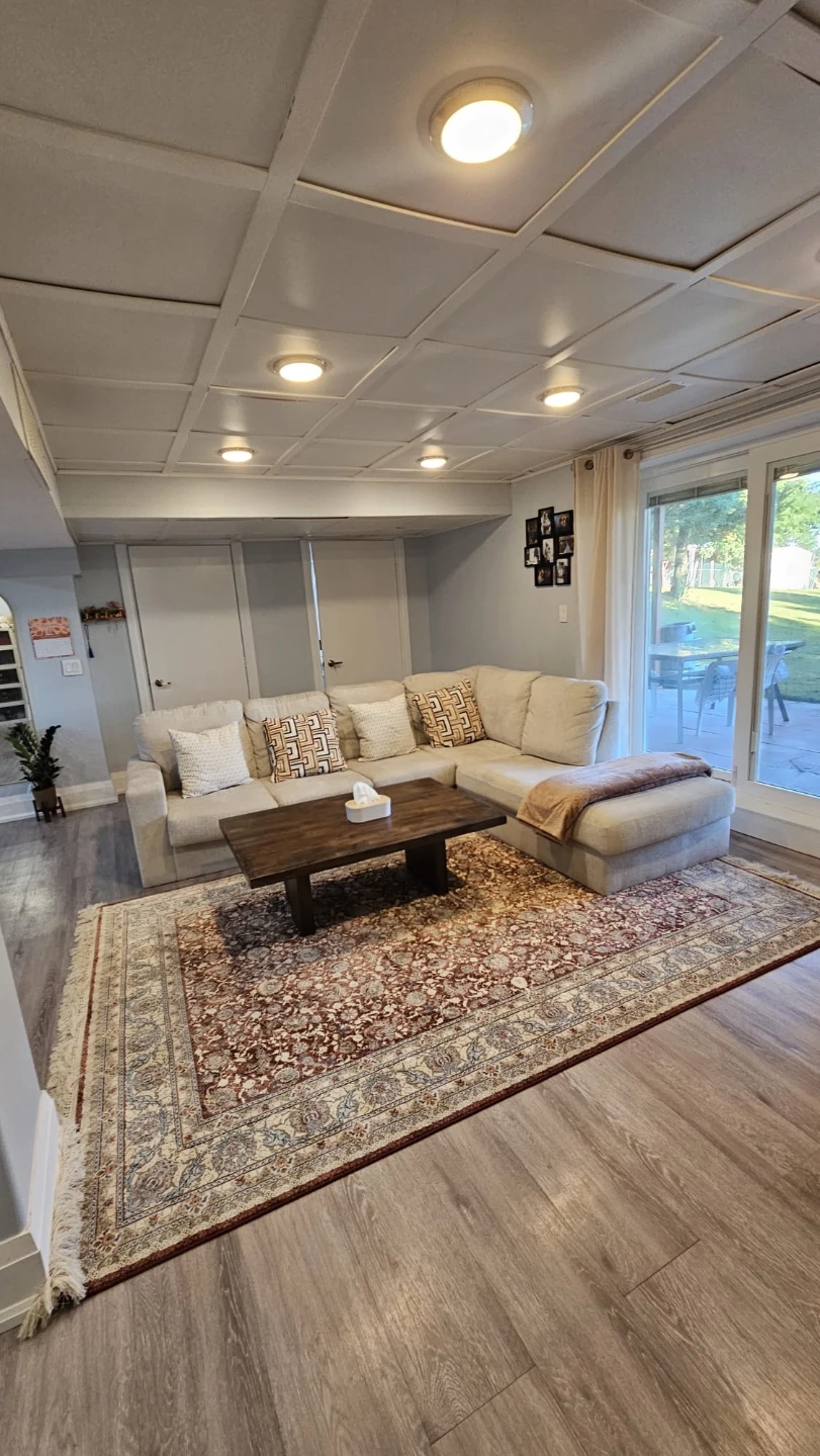 NEWLY RENOVATED WALK OUT APARTMENT-Innisfil