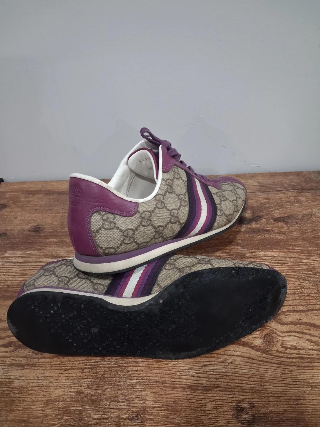 Gucci GG Supreme Sneakers - photo 4