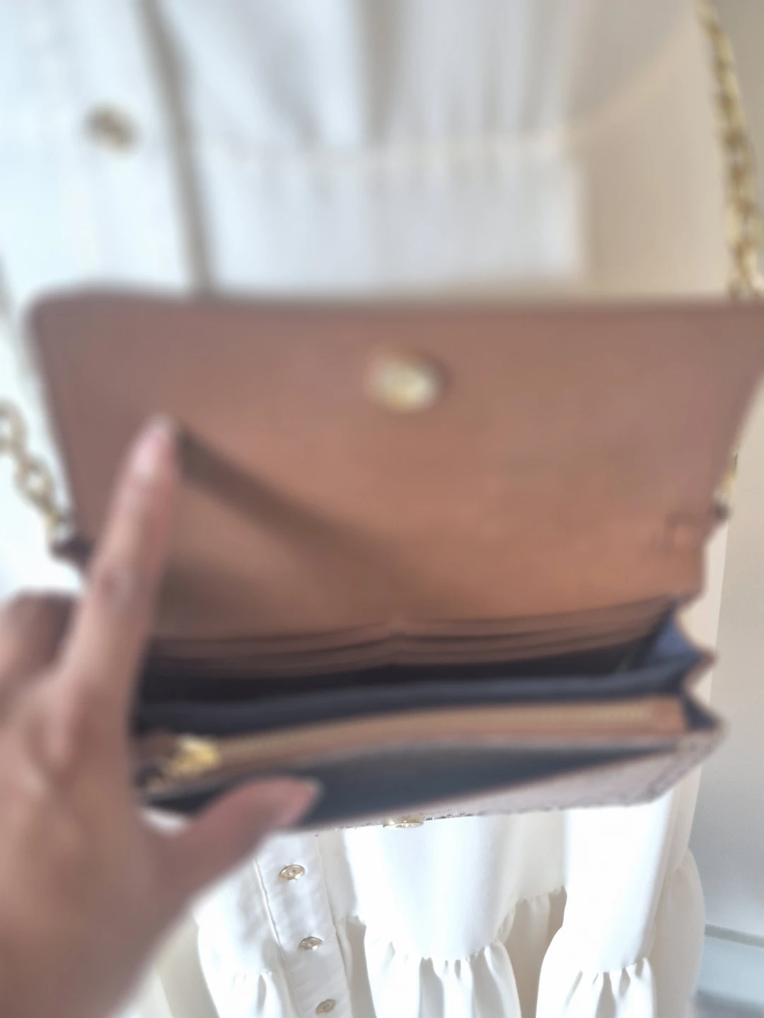 Tommy Hilfiger Brown Crossbody Wallet - photo 4