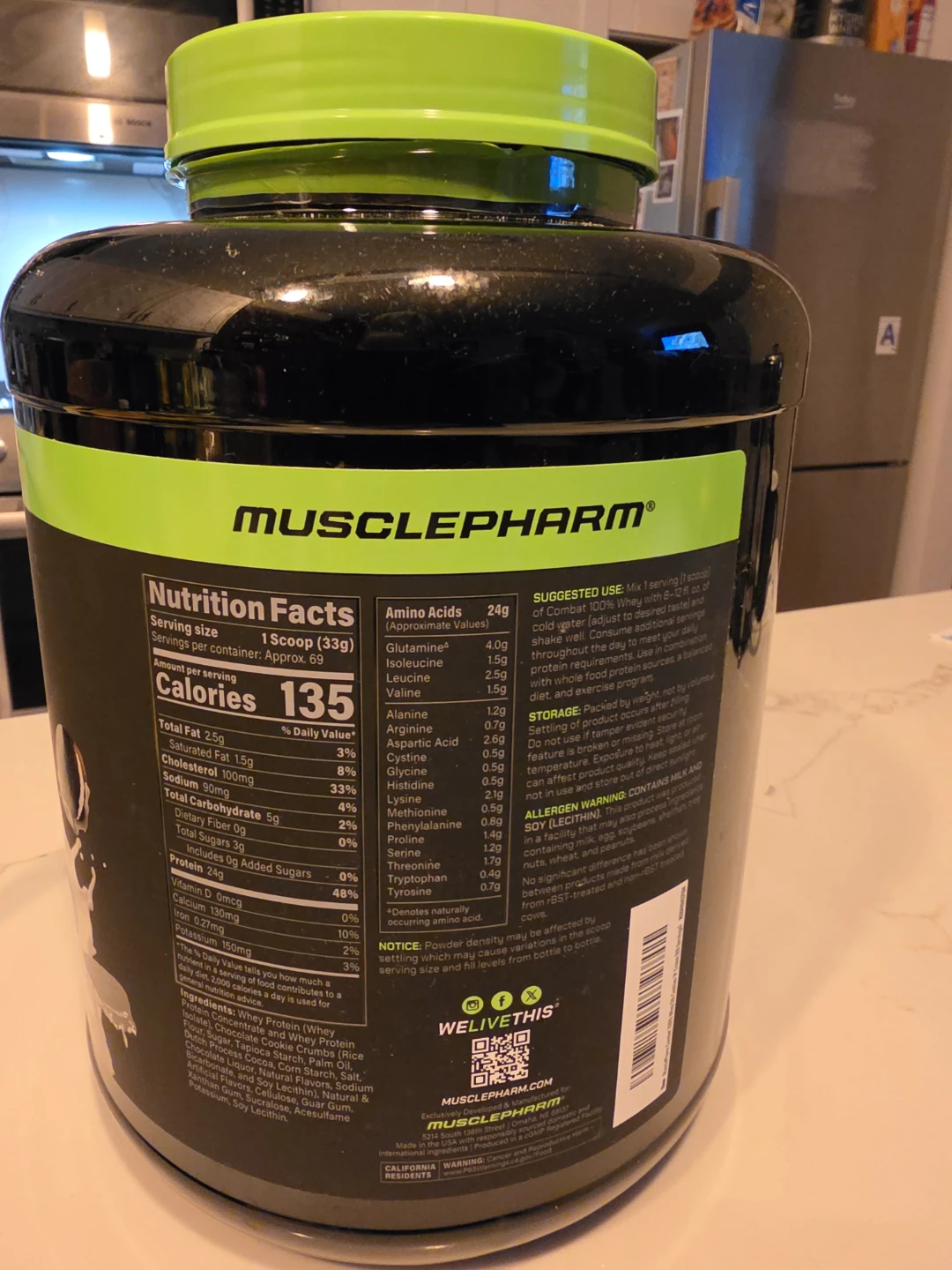MusclePharm Combat 100% Whey Protein Cookies 'N' Cream - photo 2
