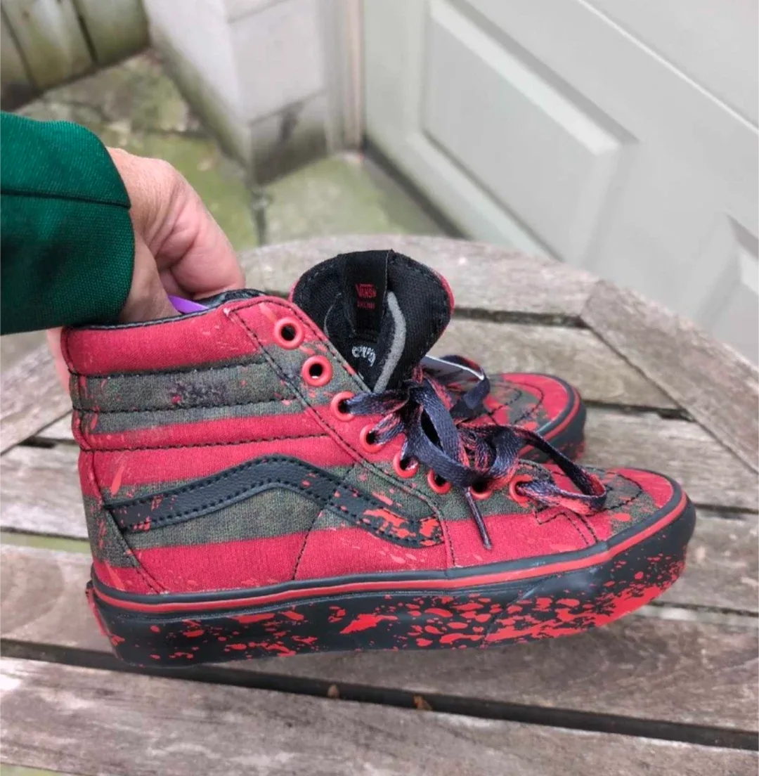 Vans House of Terror Sk8-Hi Shoes - photo 2