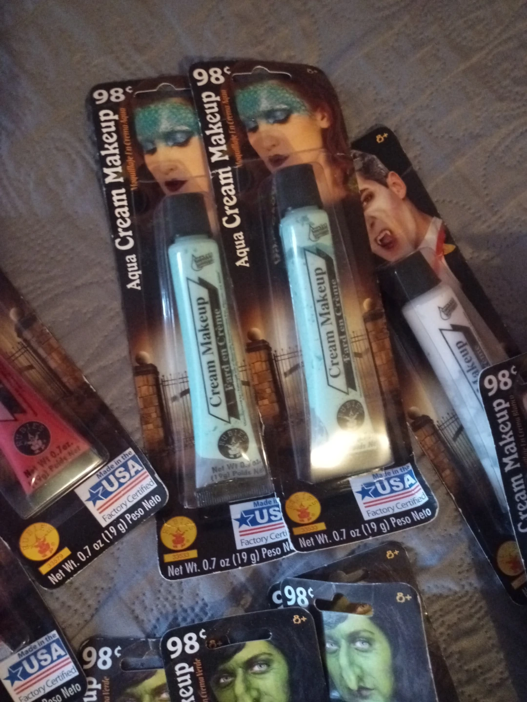 Halloween makeup - 40+ tubes - BRAND NEW - shipping available - photo 4