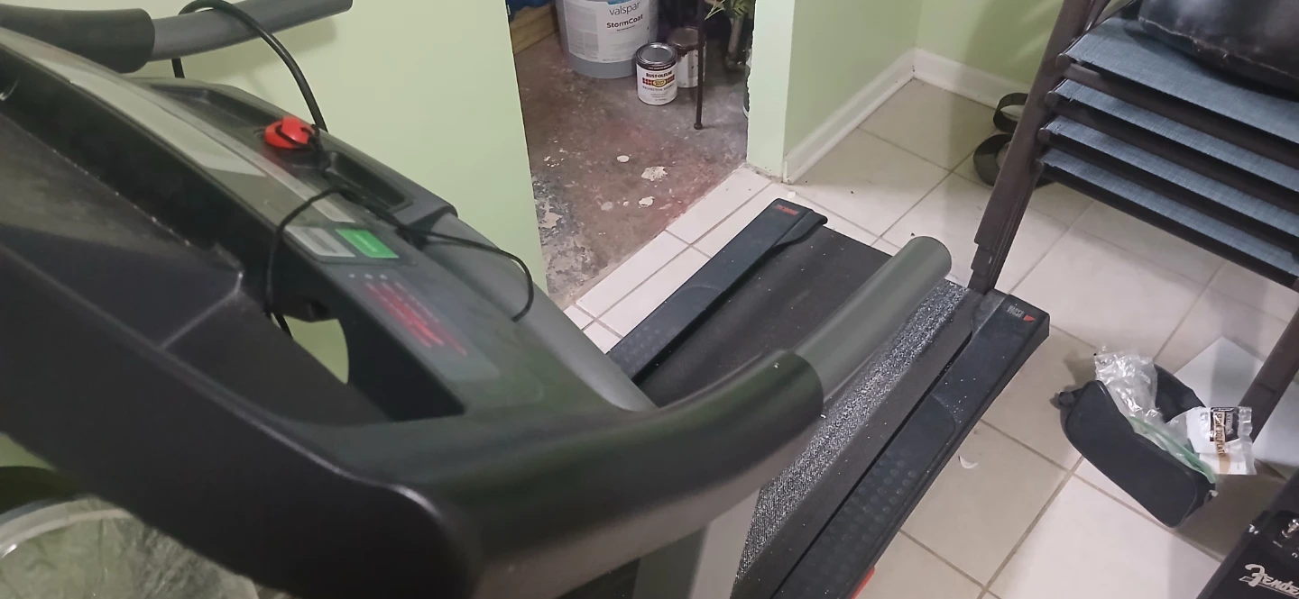 Weslo Cadence G 5.9i Treadmill - photo 3