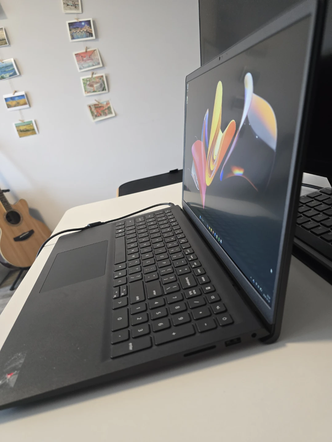 Dell DC15255 Laptop for sale (barely used) - photo 3