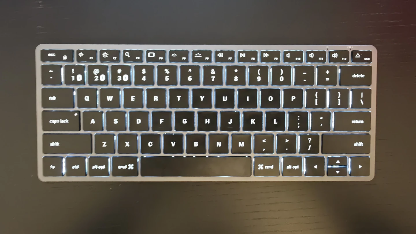 Satechi Slim X1 Bluetooth Keyboard