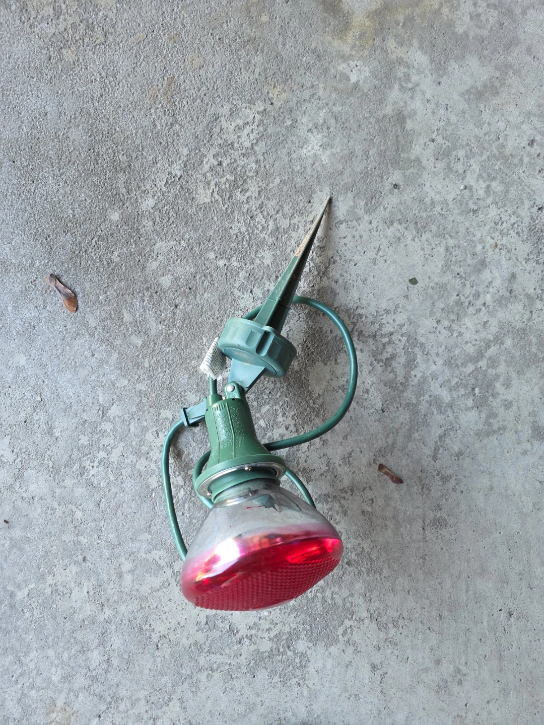 Red floodlight - photo 2