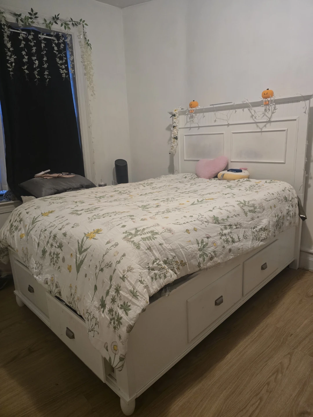 Sturdy Full-sized Spencer storage Bed - photo 2