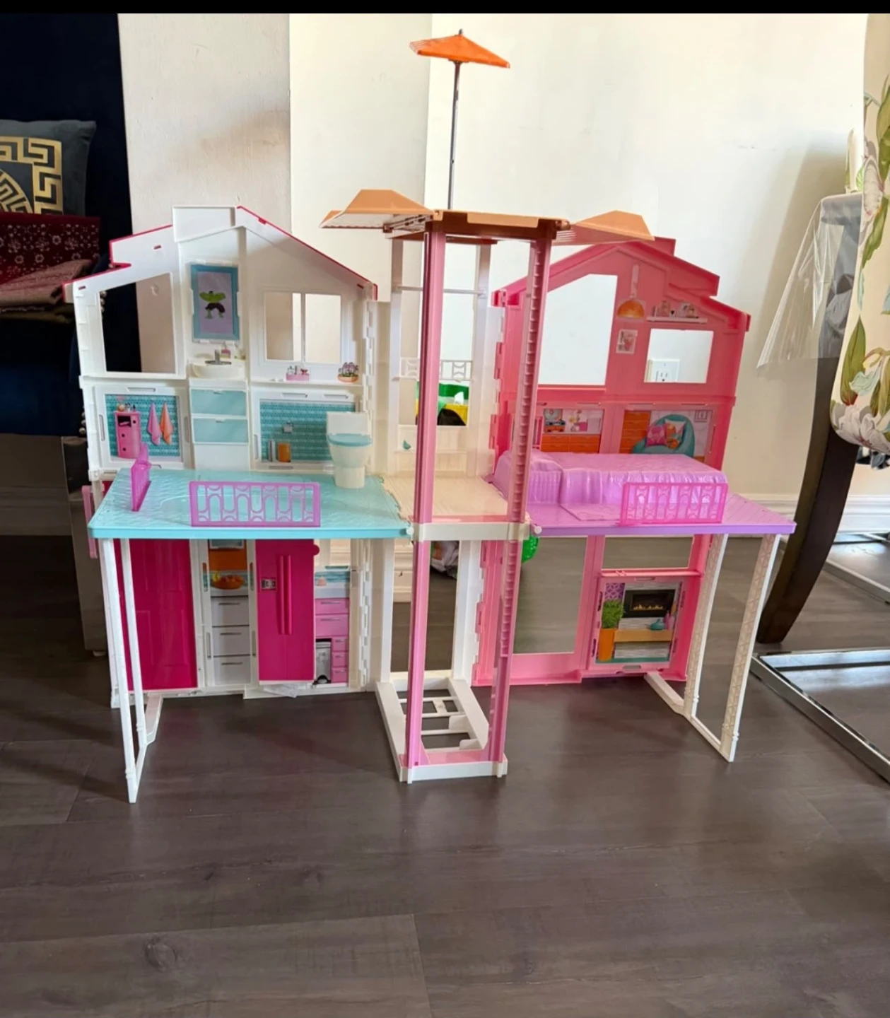 Barbie Malibu House Dollhouse