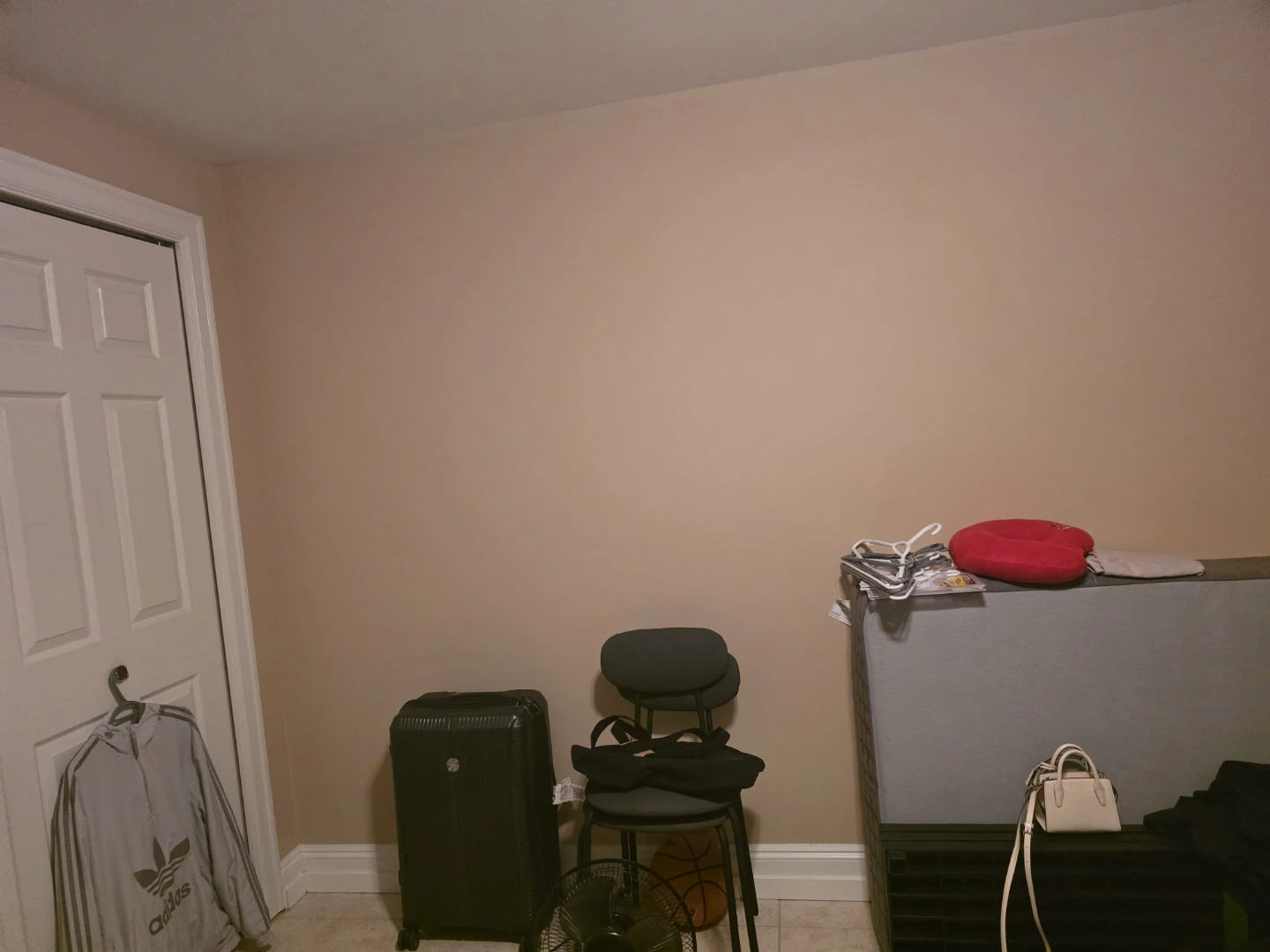 1 bed 1 bath for rent - photo 5