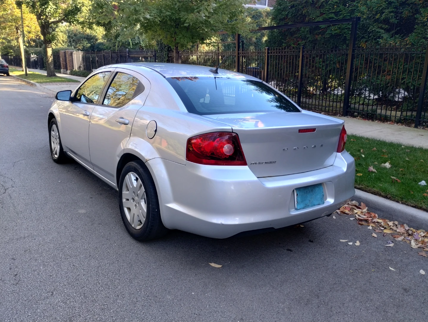 2011 Dodge Avenger Great gas Saver - photo 3