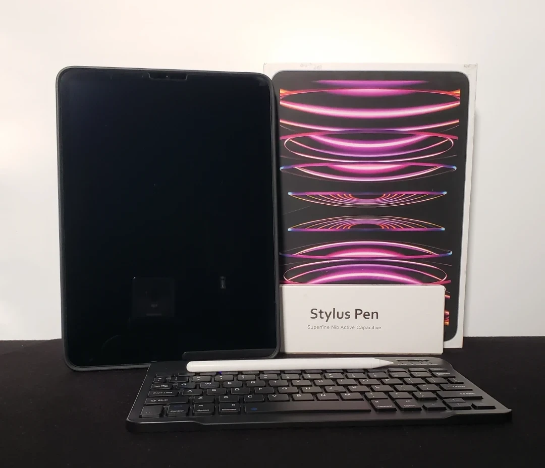11th Gen iPad Pro bundle - photo 2