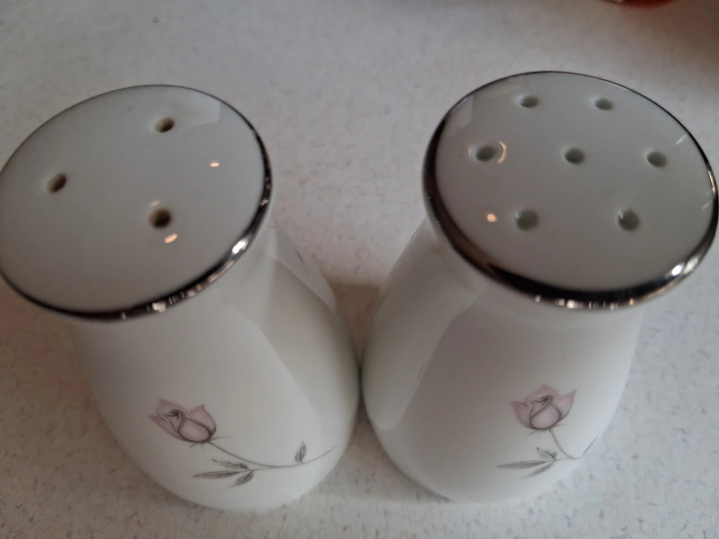 Noritake Japan Salt and Pepper Shakers - photo 5