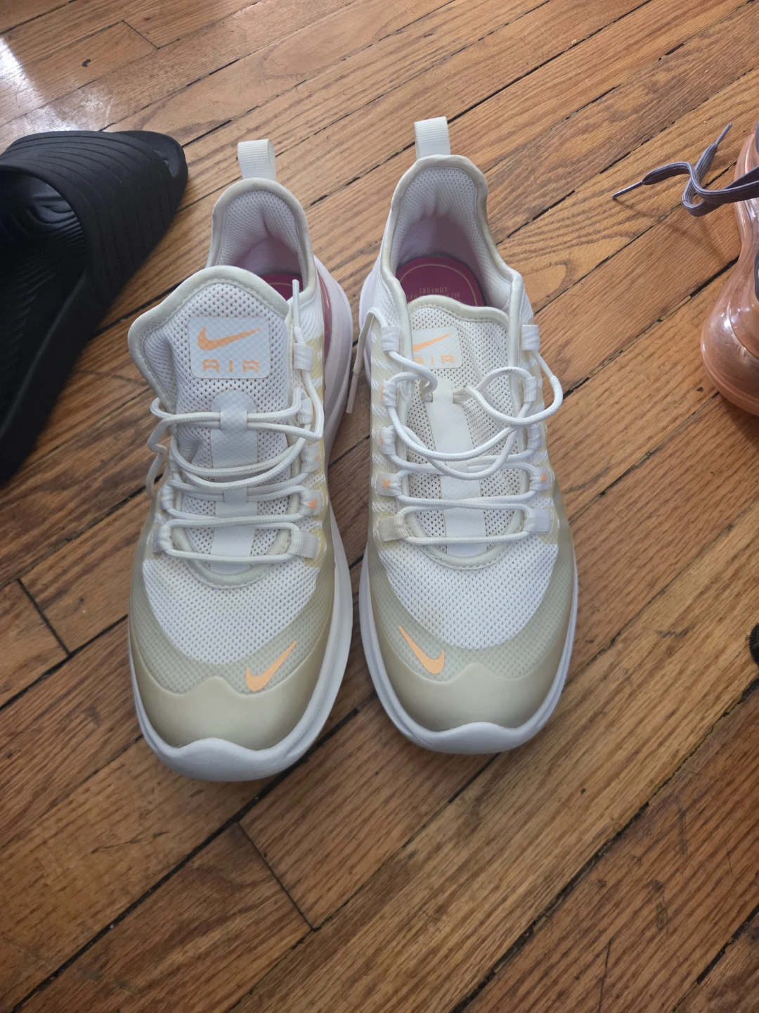 Nike Air Max Sneakers White and Pink