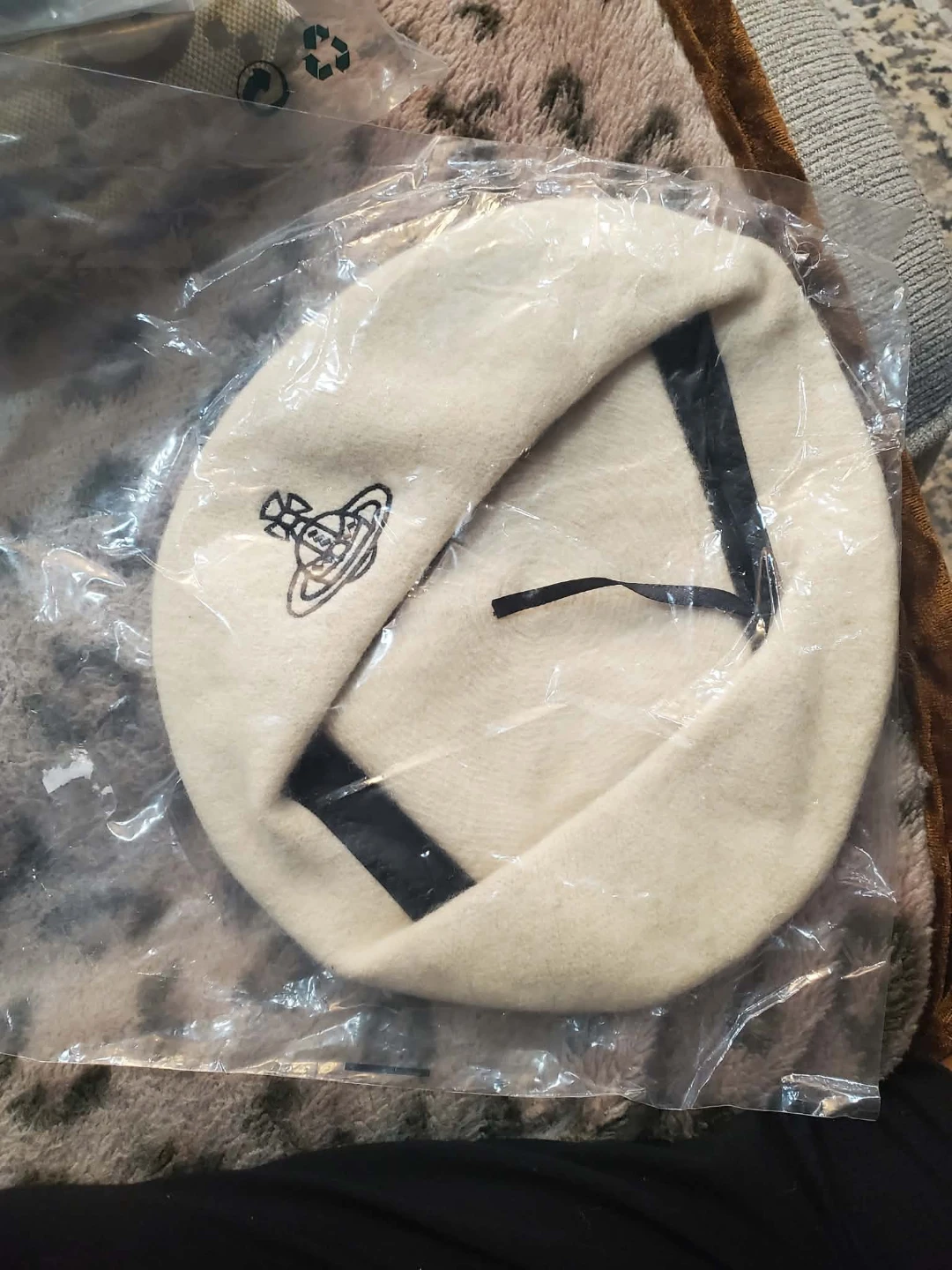 Vivienne Westwood Wool Beret - Cream