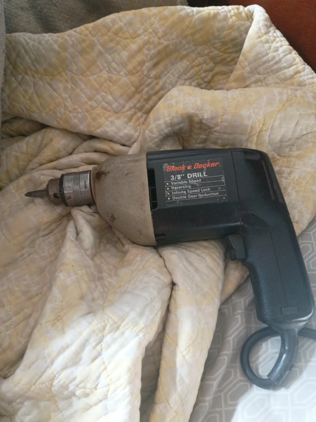 Black & Decker 3/8-inch Corded Drill - photo 2