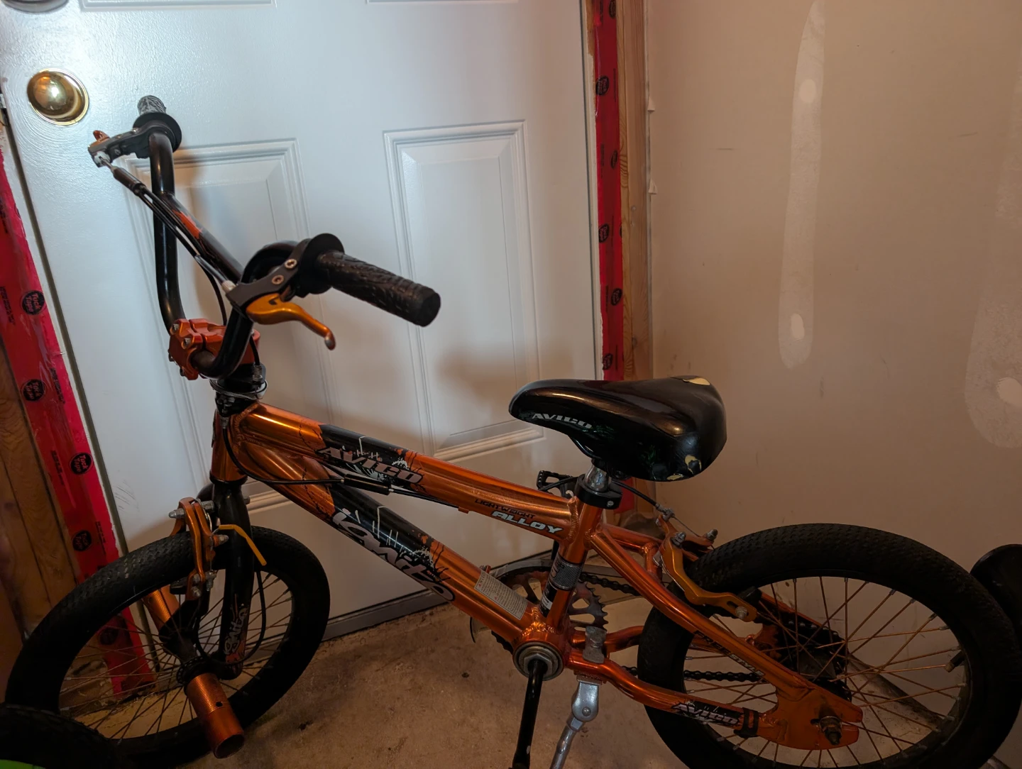 Avigo 20-inch BMX Bike